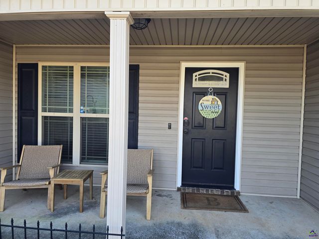 216 Winsted Court, Perry, GA 31069