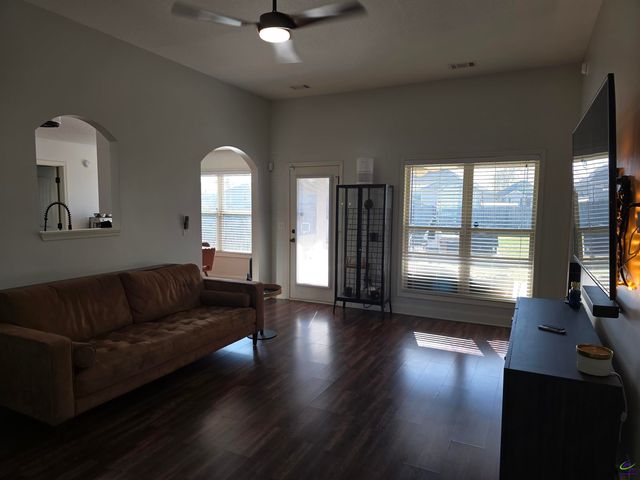 216 Winsted Court, Perry, GA 31069