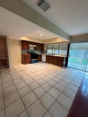 2843 Quiet Bend Drive, Missouri City, TX 77489