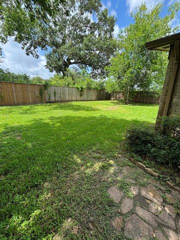 2843 Quiet Bend Drive, Missouri City, TX 77489