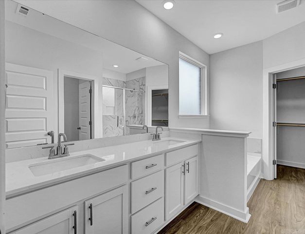 315 Lainey Drive, Maumelle, AR 72113