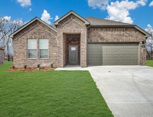 315 Lainey Drive, Maumelle, AR 72113