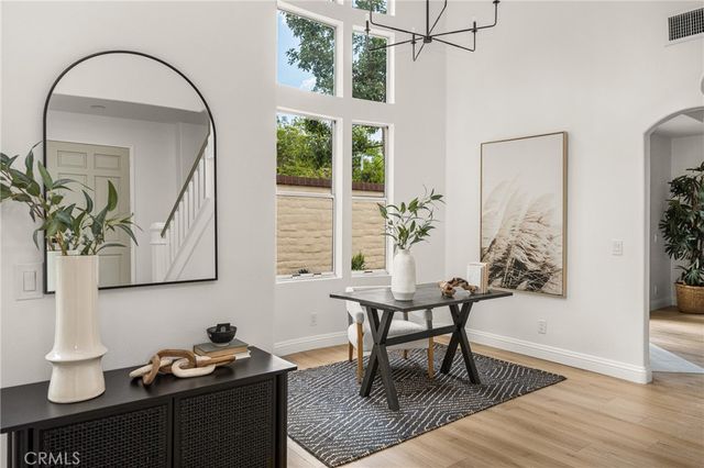 2495 Tequestra, Tustin, CA 92782