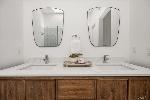 2495 Tequestra, Tustin, CA 92782