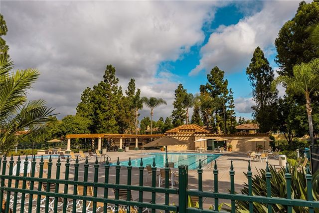 2495 Tequestra, Tustin, CA 92782