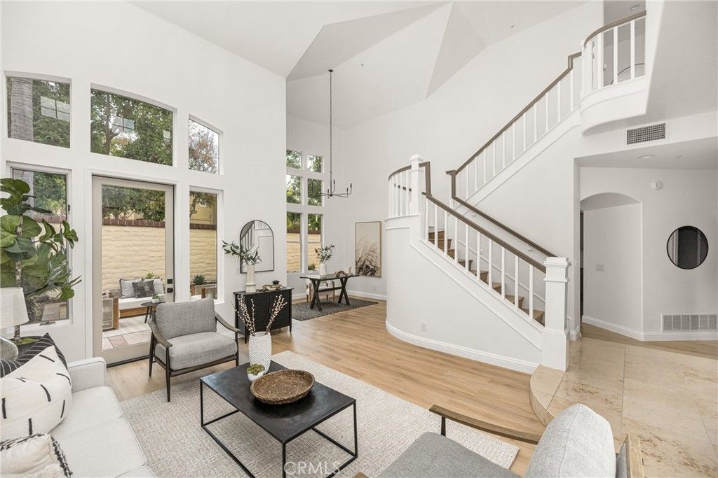 2495 Tequestra, Tustin, CA 92782