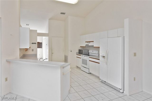 9985 Boca AVE N, Naples, FL 34109