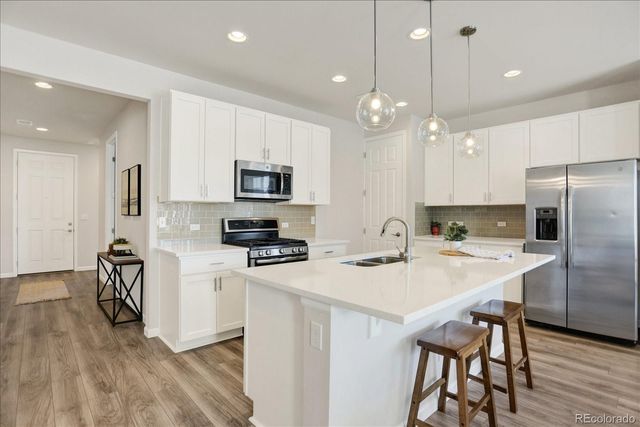 4683 S Nepal Way, Aurora, CO 80015