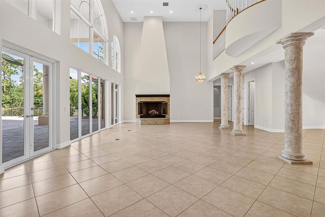 6071 NW 69th Way, Parkland, FL 33067
