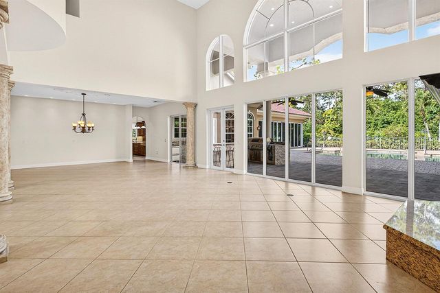 6071 NW 69th Way, Parkland, FL 33067