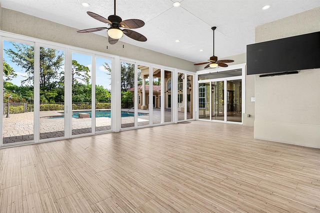 6071 NW 69th Way, Parkland, FL 33067