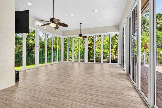 6071 NW 69th Way, Parkland, FL 33067