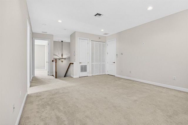 6071 NW 69th Way, Parkland, FL 33067