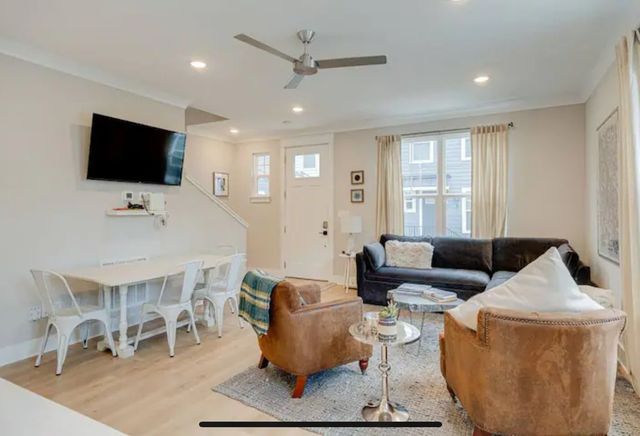 105 Duke St Apt 7, Nashville, TN 37207