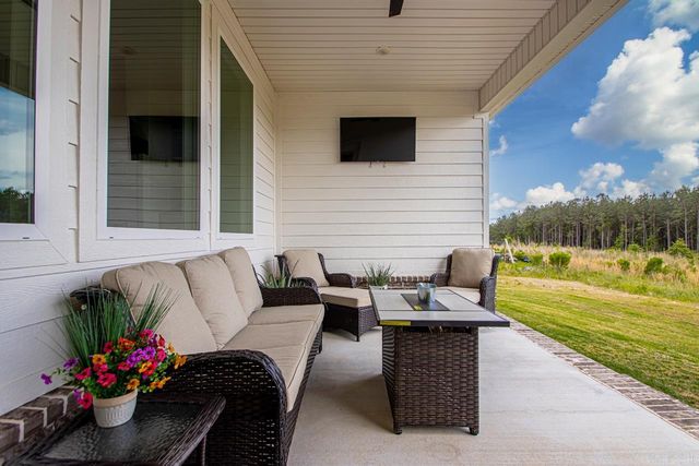 8093 Ore Trail, Bauxite, AR 72011