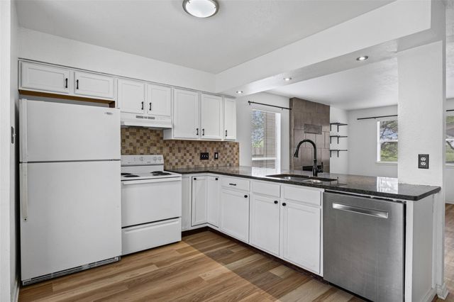 8100 Dunn ST B, Austin, TX 78745