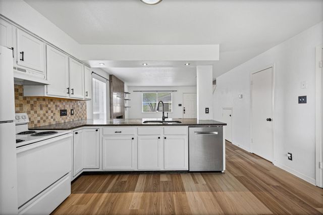 8100 Dunn ST B, Austin, TX 78745