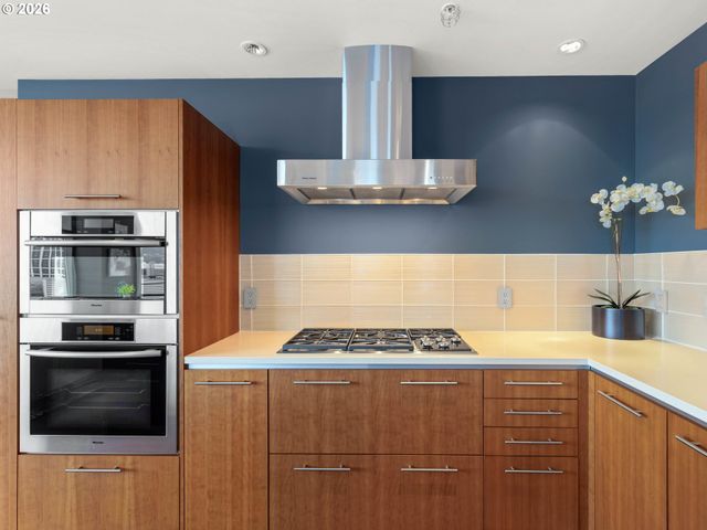 311 Nw 12TH Ave 903, Portland, OR 97209