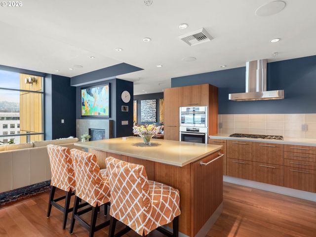 311 Nw 12TH Ave 903, Portland, OR 97209