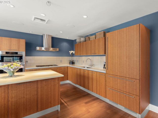 311 Nw 12TH Ave 903, Portland, OR 97209