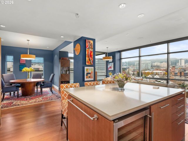 311 Nw 12TH Ave 903, Portland, OR 97209