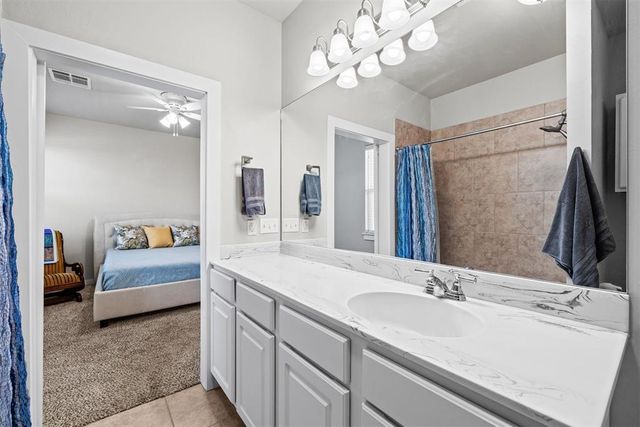 9105 NW 143rd Street, Yukon, OK 73099