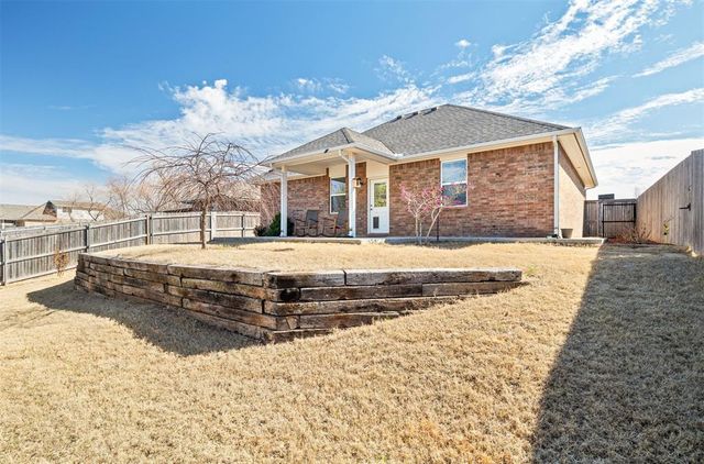 9105 NW 143rd Street, Yukon, OK 73099