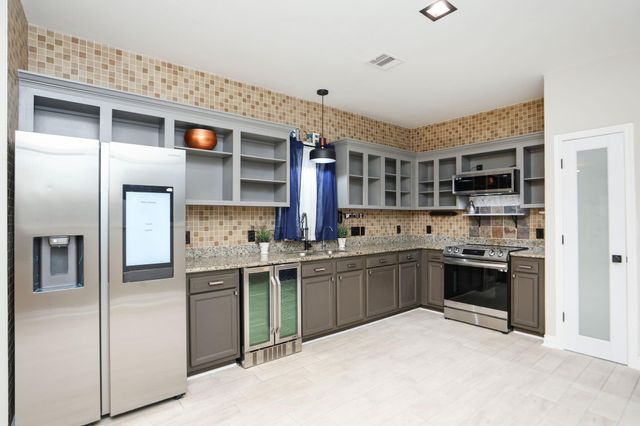 7985 Saint Louis Street, Houston, TX 77028