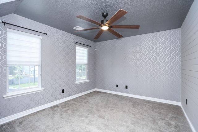 7985 Saint Louis Street, Houston, TX 77028