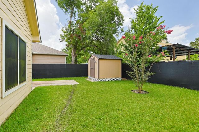 7985 Saint Louis Street, Houston, TX 77028