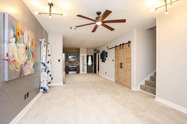 7985 Saint Louis Street, Houston, TX 77028