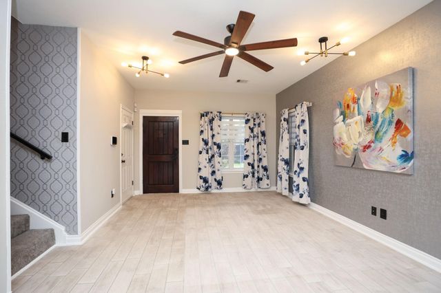 7985 Saint Louis Street, Houston, TX 77028