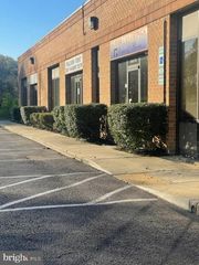 2170 OLD WASHINGTON RD, Waldorf, MD 20601