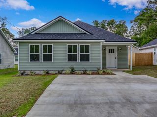 21 Klickitat Drive, Crawfordville, FL 32327