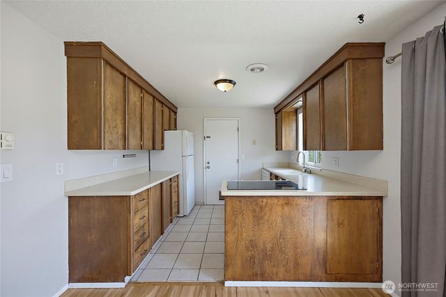 4616 S Burkhart Drive, Tacoma, WA 98409