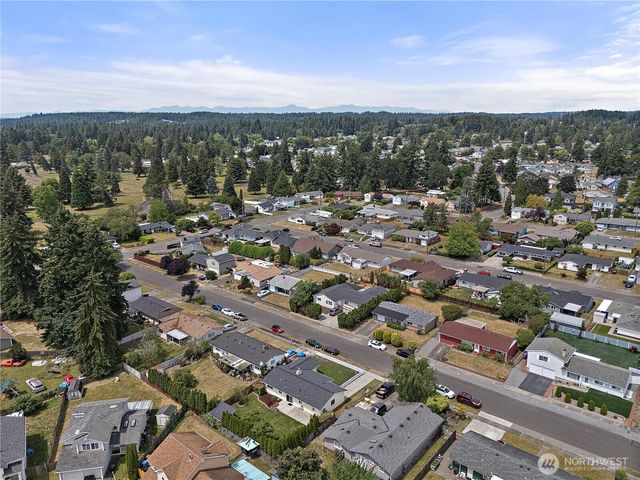 4616 S Burkhart Drive, Tacoma, WA 98409