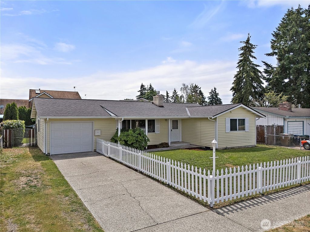 4616 S Burkhart Drive, Tacoma, WA 98409