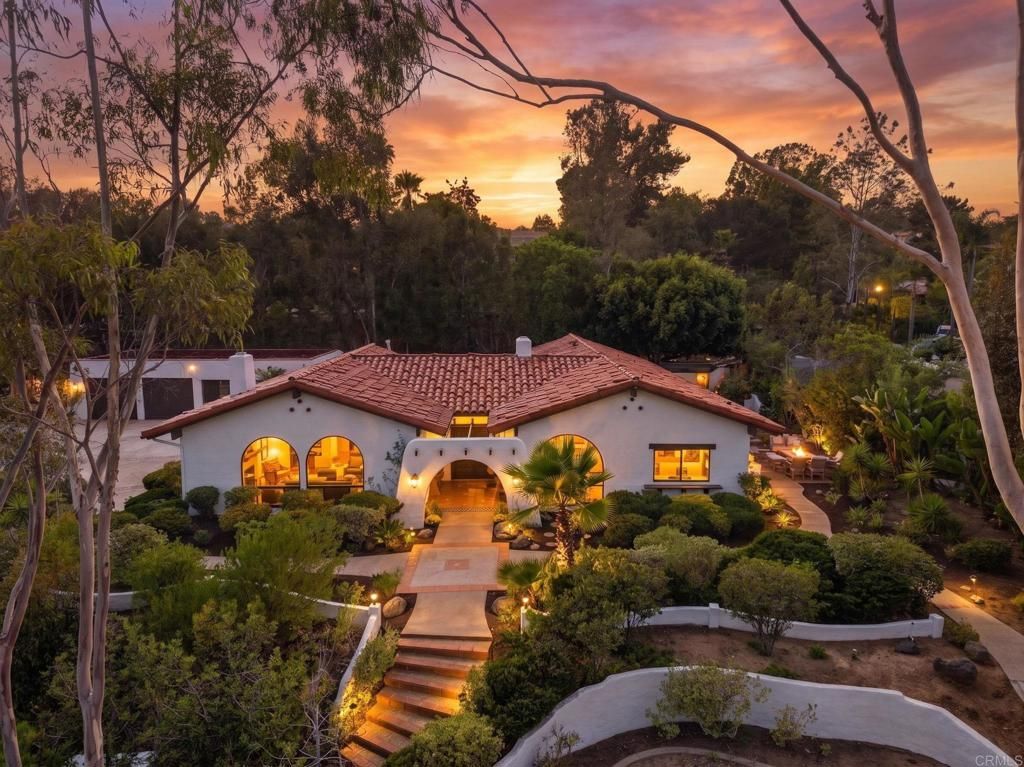 2223 El Camino Del Norte, Encinitas, CA 92024 — exterior