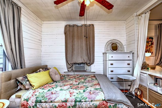 60 Dodge Avenue, East Haven, CT 06512