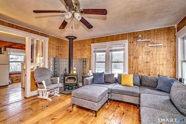 60 Dodge Avenue, East Haven, CT 06512