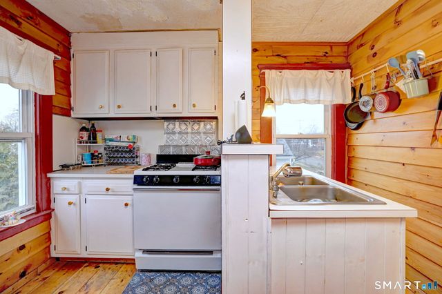 60 Dodge Avenue, East Haven, CT 06512