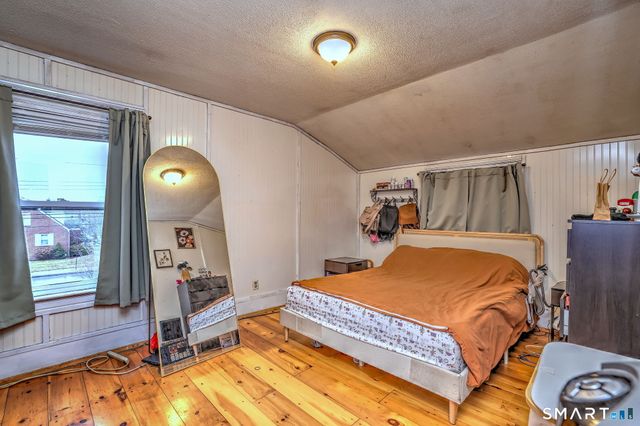 60 Dodge Avenue, East Haven, CT 06512