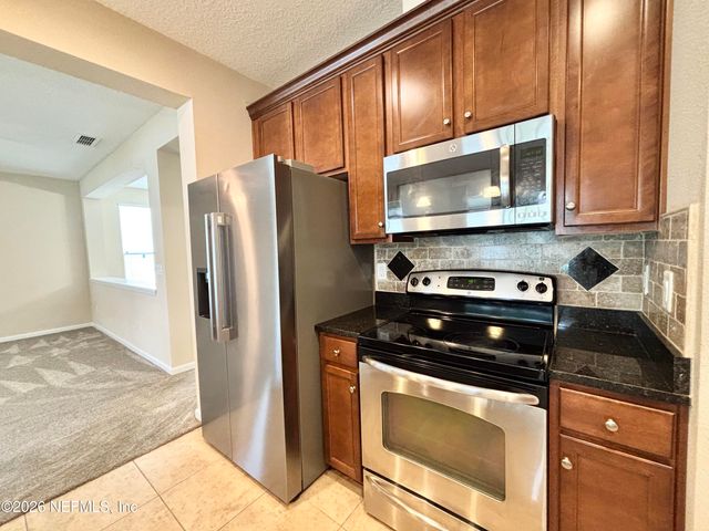 850 QUIET STONE Lane, Orange Park, FL 32065