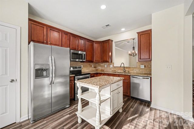 11712 Fiddlers Roof Lane, Charlotte, NC 28277
