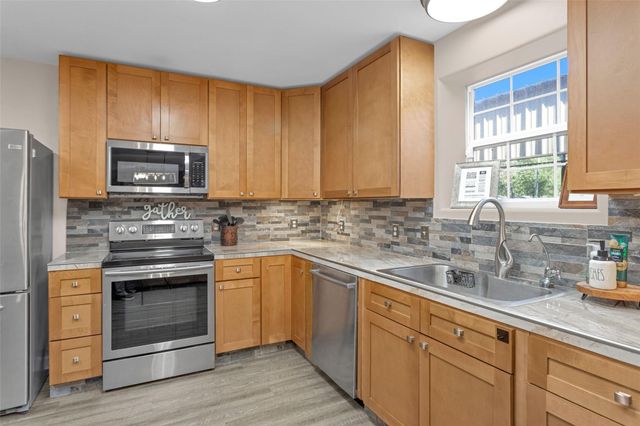 161 Cayman Street, Point Blank, TX 77364