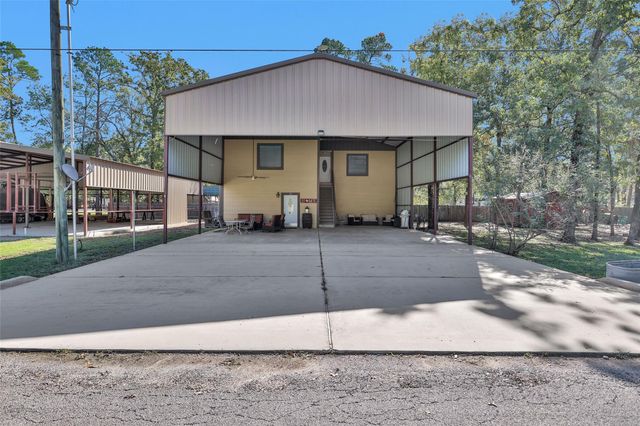 161 Cayman Street, Point Blank, TX 77364