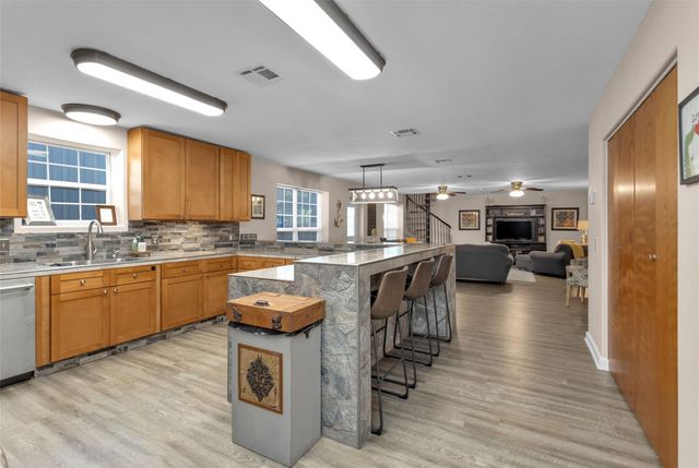 161 Cayman Street, Point Blank, TX 77364