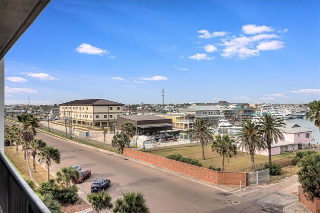 1000 N. Station St 317, Port Aransas, TX 78373