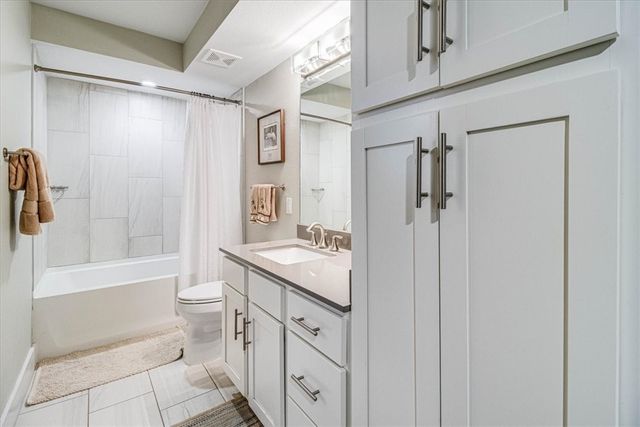 1000 N. Station St 317, Port Aransas, TX 78373