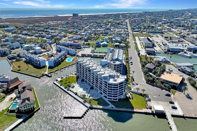 1000 N. Station St 317, Port Aransas, TX 78373